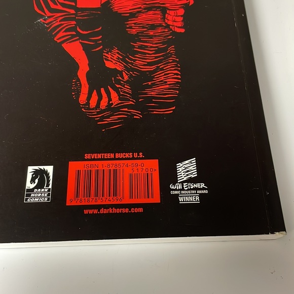 Sin City & That Yellow Bastard 2 x Trade Paperbacks - Frank Miller - Picture 6 of 6